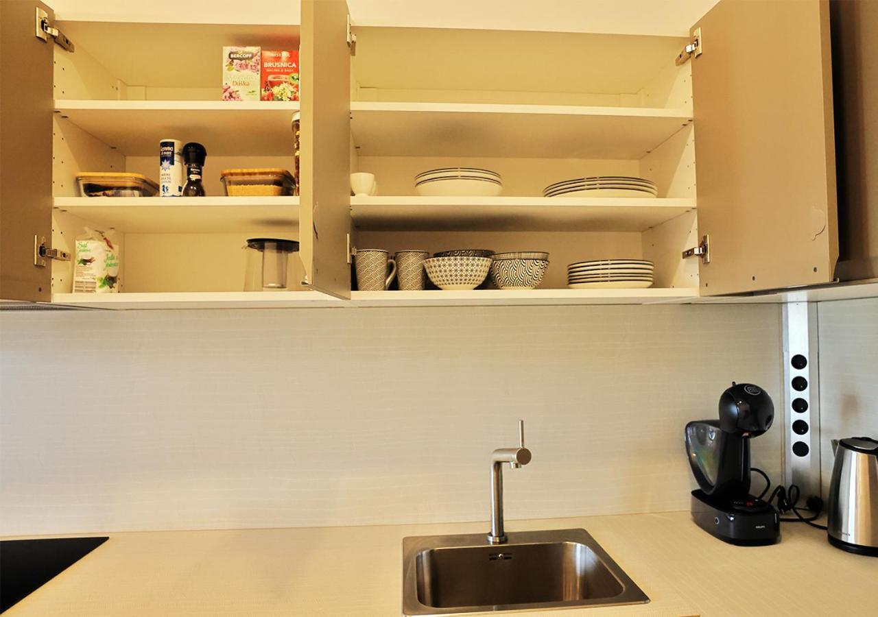 New Cozy 2 Room Pink Apartment Bratislava 059 외부 사진