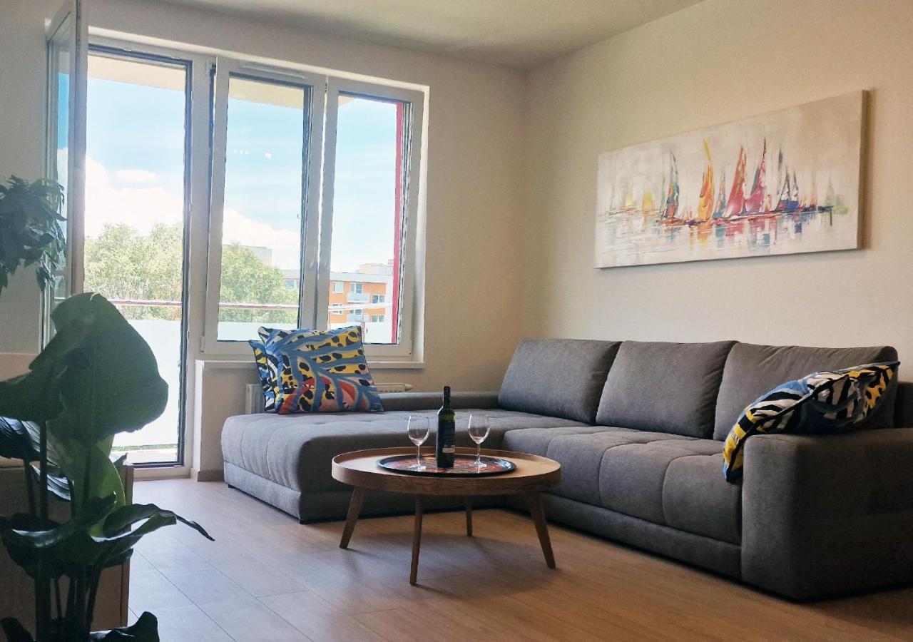 New Cozy 2 Room Pink Apartment Bratislava 059 외부 사진