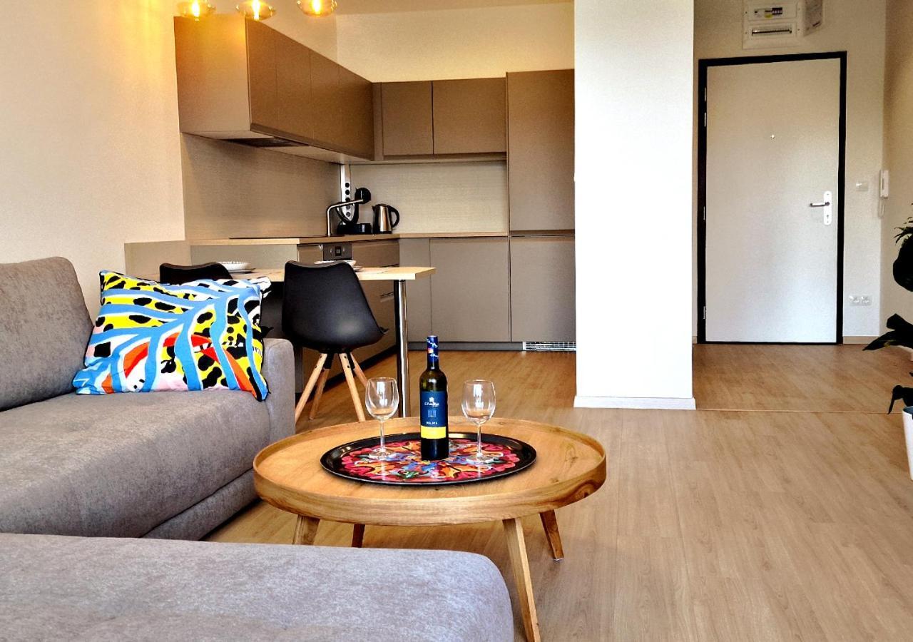 New Cozy 2 Room Pink Apartment Bratislava 059 외부 사진